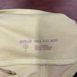 Aerie Soft Yellow Activewear